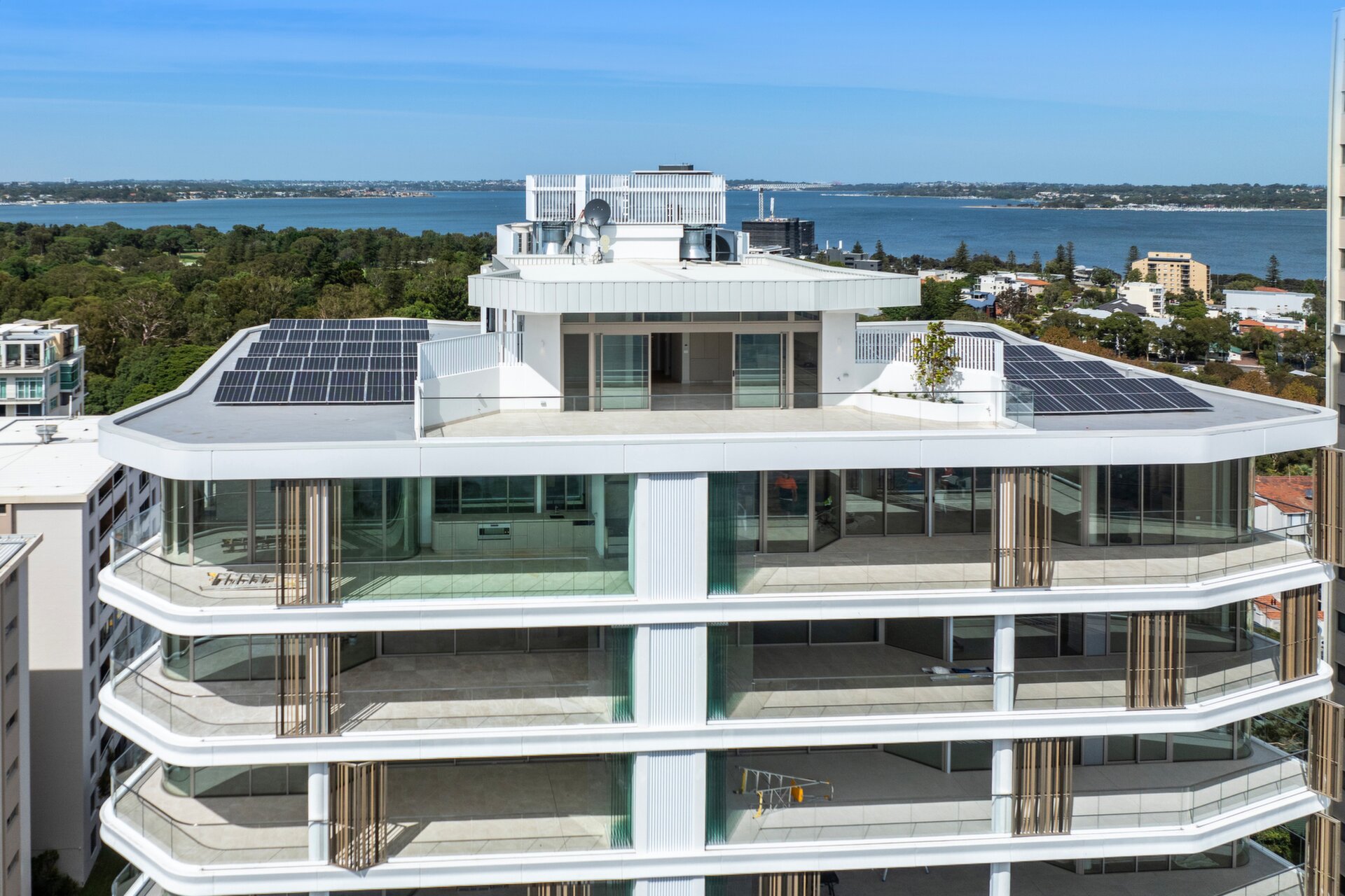 10B/8 Parker Street, South Perth Sold by Luxury Real Estate Sales - image 1