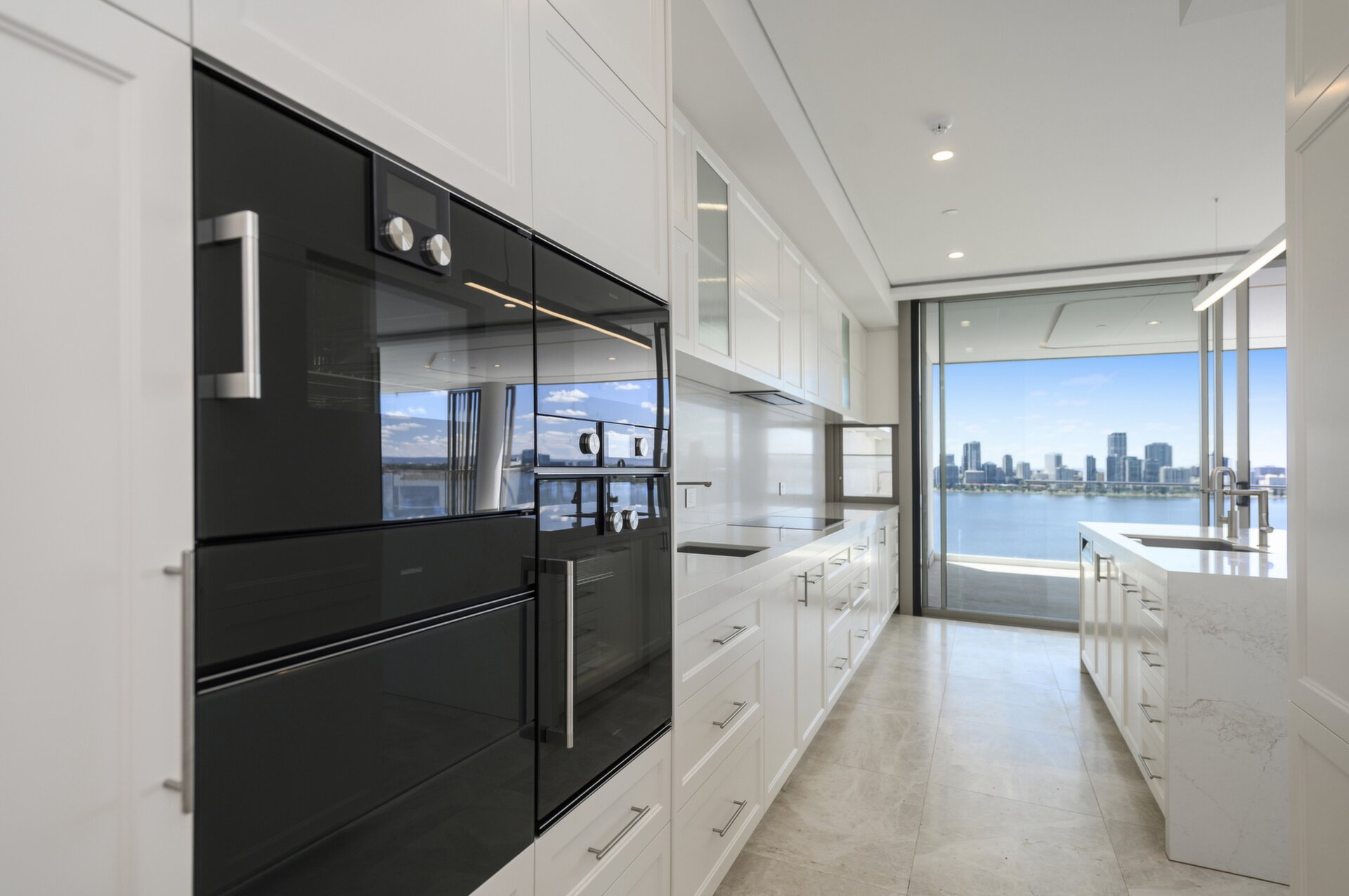 10B/8 Parker Street, South Perth Sold by Luxury Real Estate Sales - image 1