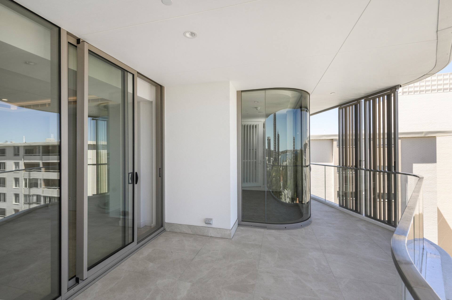 10B/8 Parker Street, South Perth Sold by Luxury Real Estate Sales - image 1