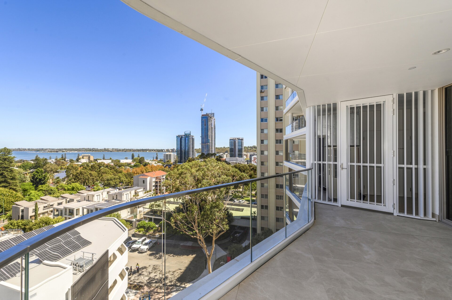 10B/8 Parker Street, South Perth Sold by Luxury Real Estate Sales - image 1