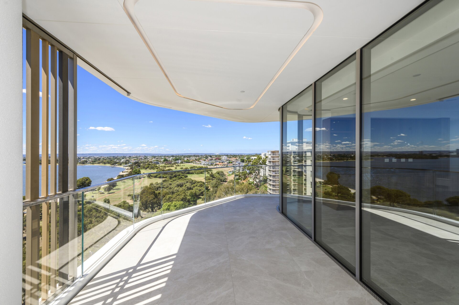 10B/8 Parker Street, South Perth Sold by Luxury Real Estate Sales - image 1
