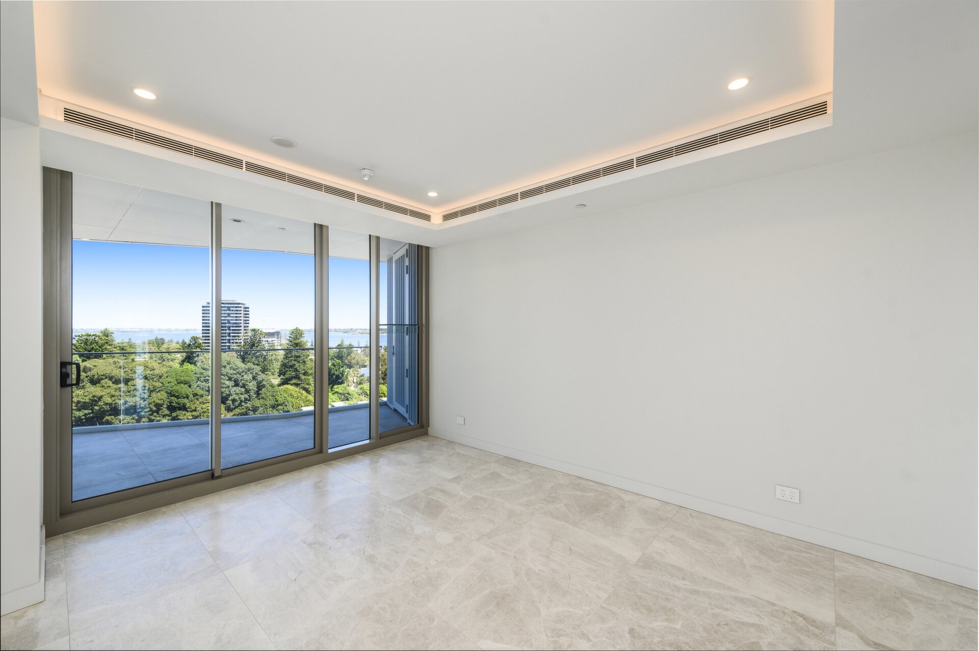 10B/8 Parker Street, South Perth Sold by Luxury Real Estate Sales - image 1