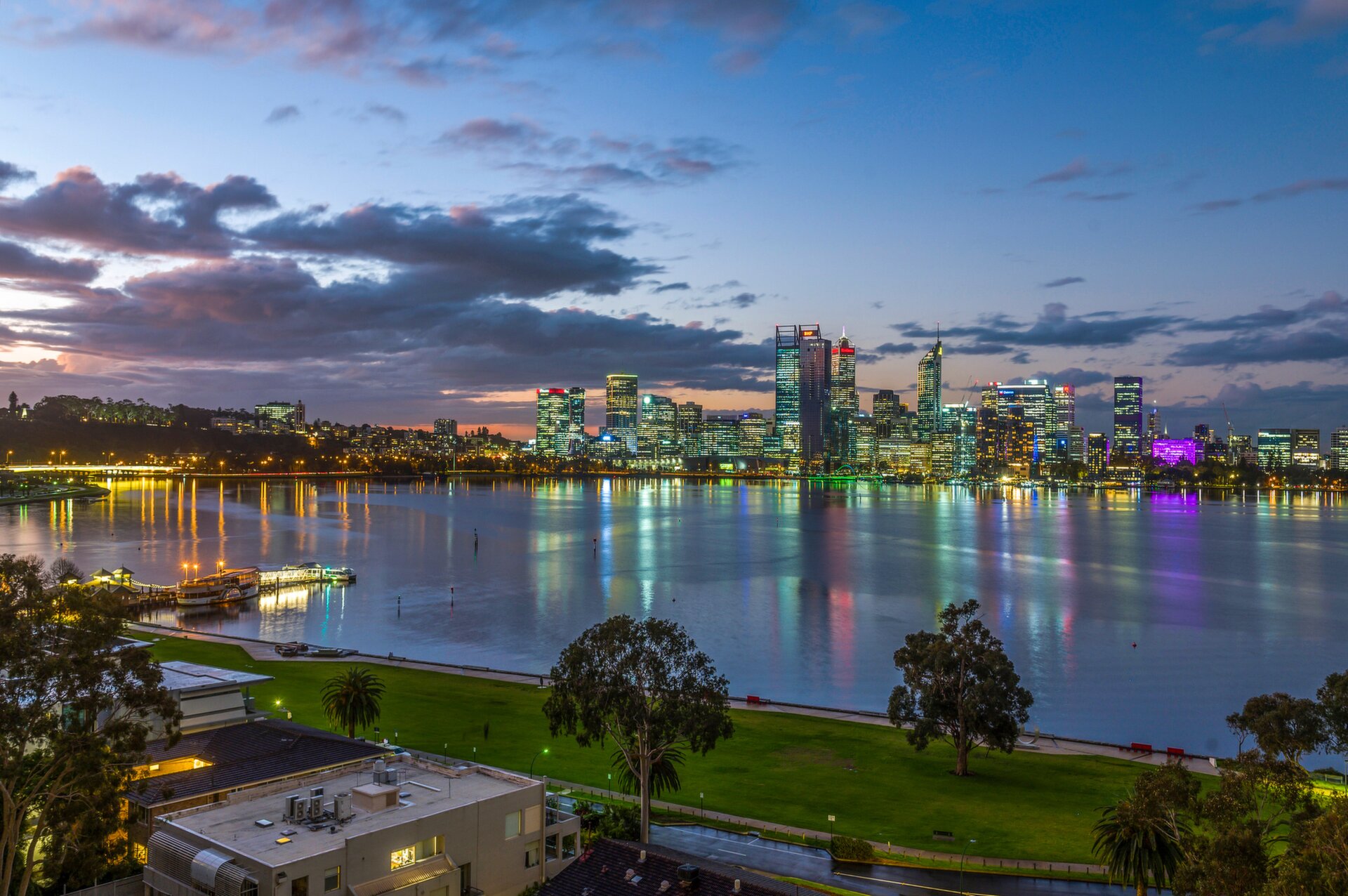 6B/8 Parker Street, South Perth Sold by Luxury Real Estate Sales - image 1