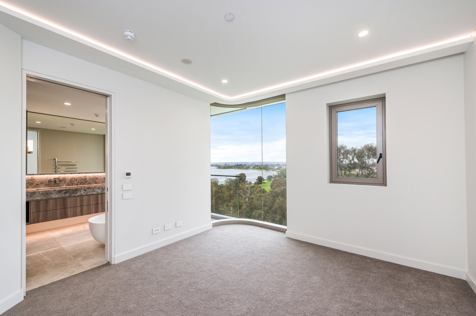 6B/8 Parker Street, South Perth Sold by Luxury Real Estate Sales - image 1