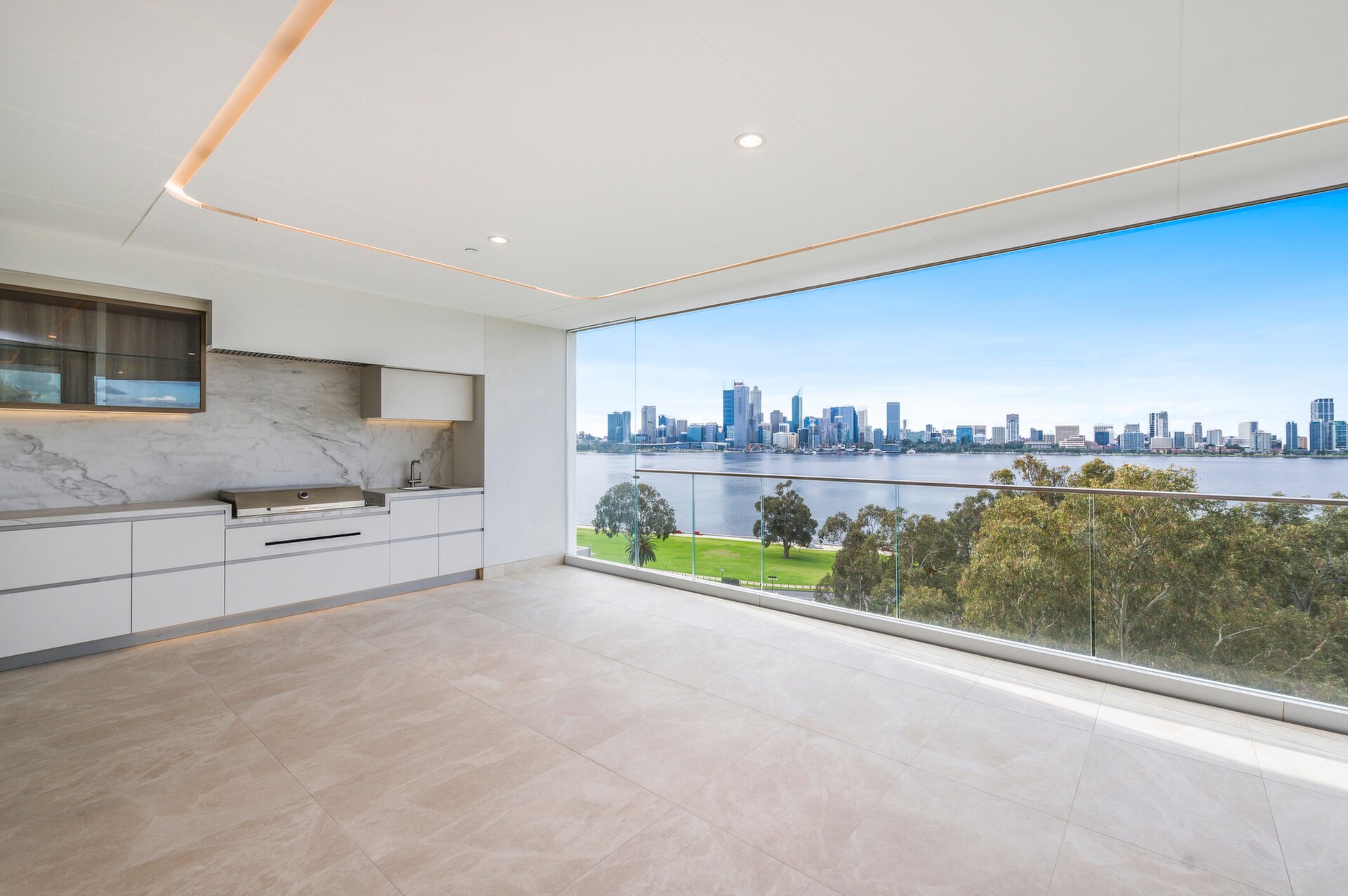 6B/8 Parker Street, South Perth Sold by Luxury Real Estate Sales - image 1