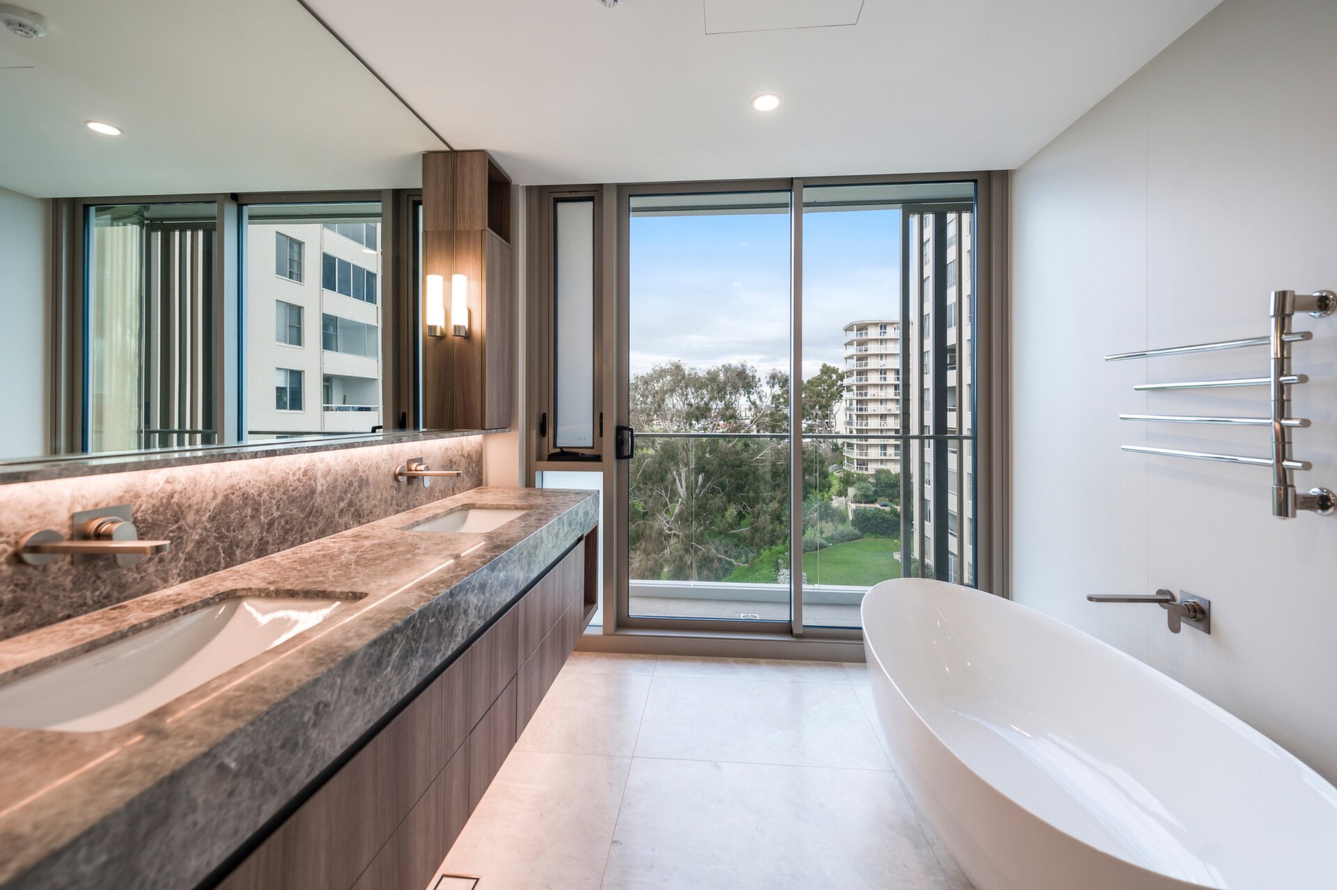 6B/8 Parker Street, South Perth Sold by Luxury Real Estate Sales - image 1