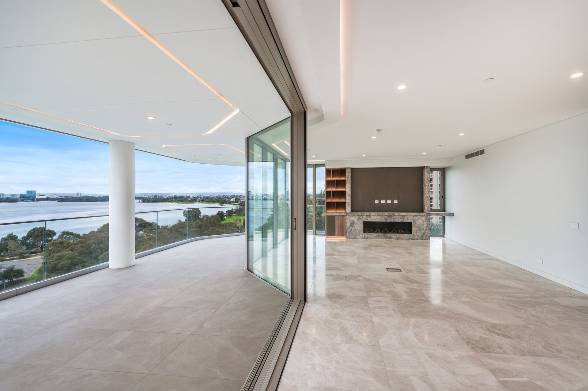 6B/8 Parker Street, South Perth Sold by Luxury Real Estate Sales - image 1