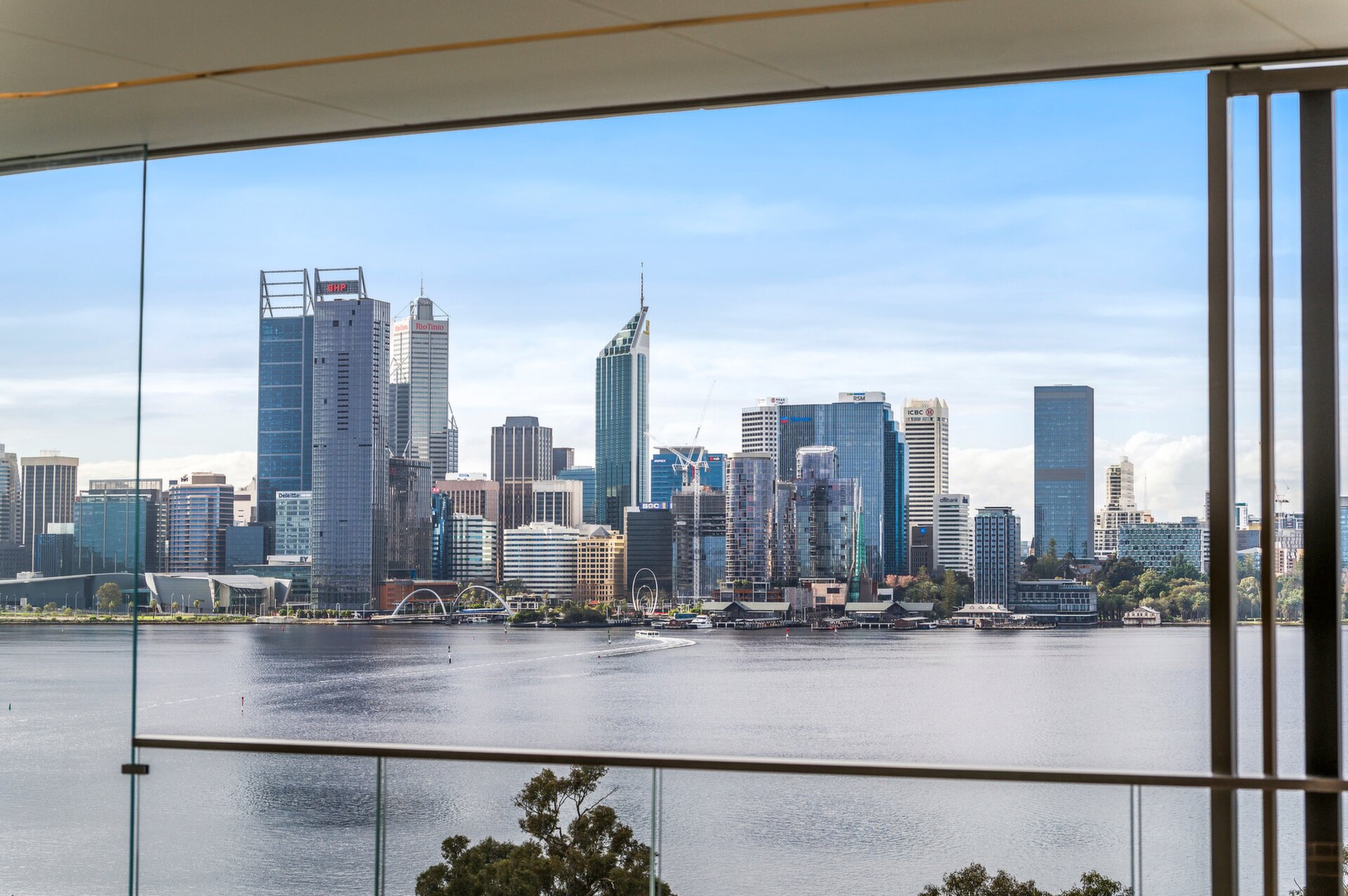 6B/8 Parker Street, South Perth Sold by Luxury Real Estate Sales - image 1