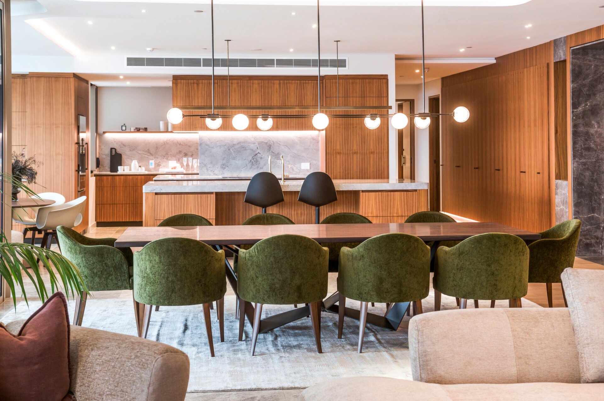 8/8 Parker Street, South Perth Sold by Luxury Real Estate Sales - image 1