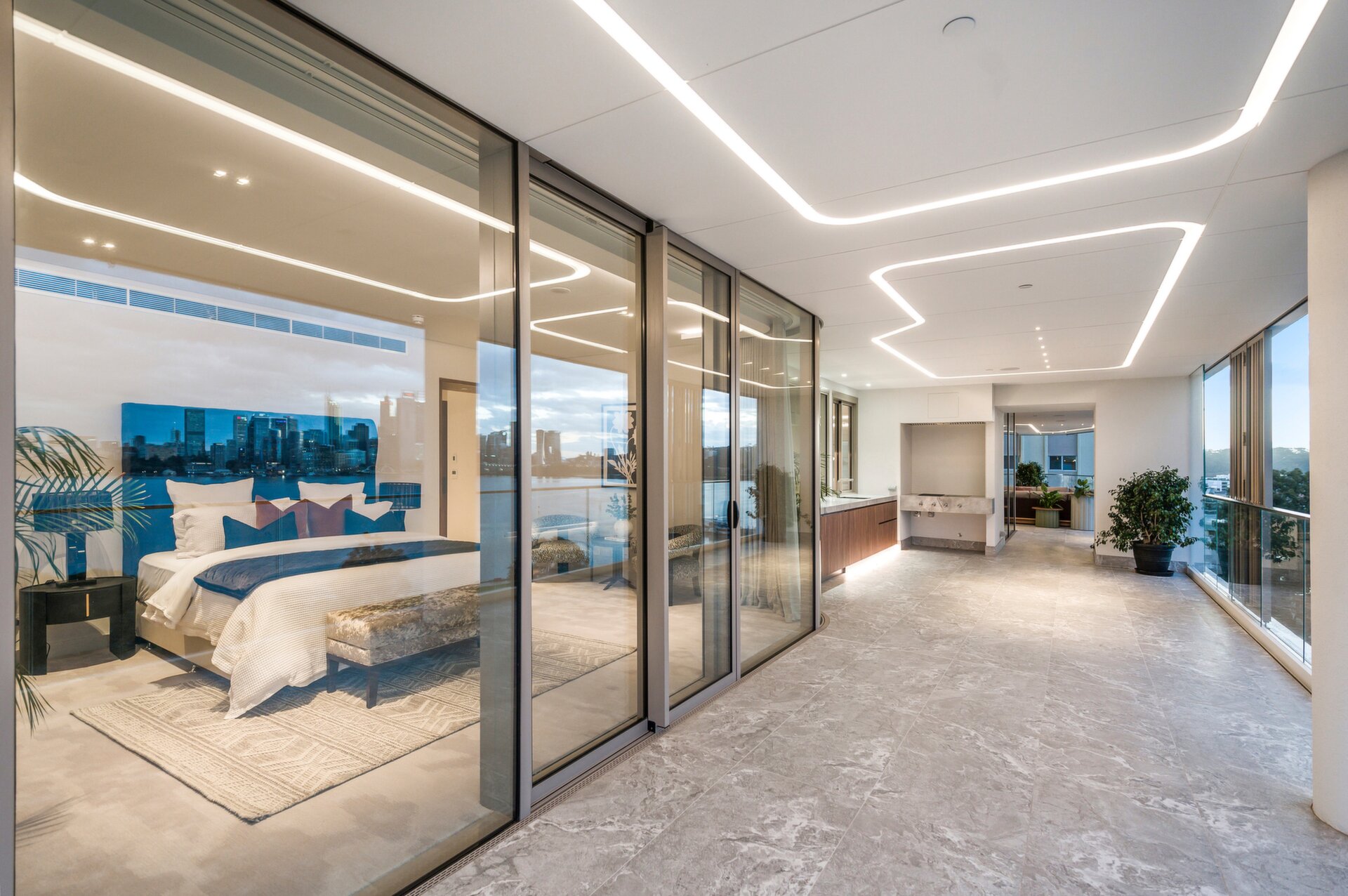 8/8 Parker Street, South Perth Sold by Luxury Real Estate Sales - image 1