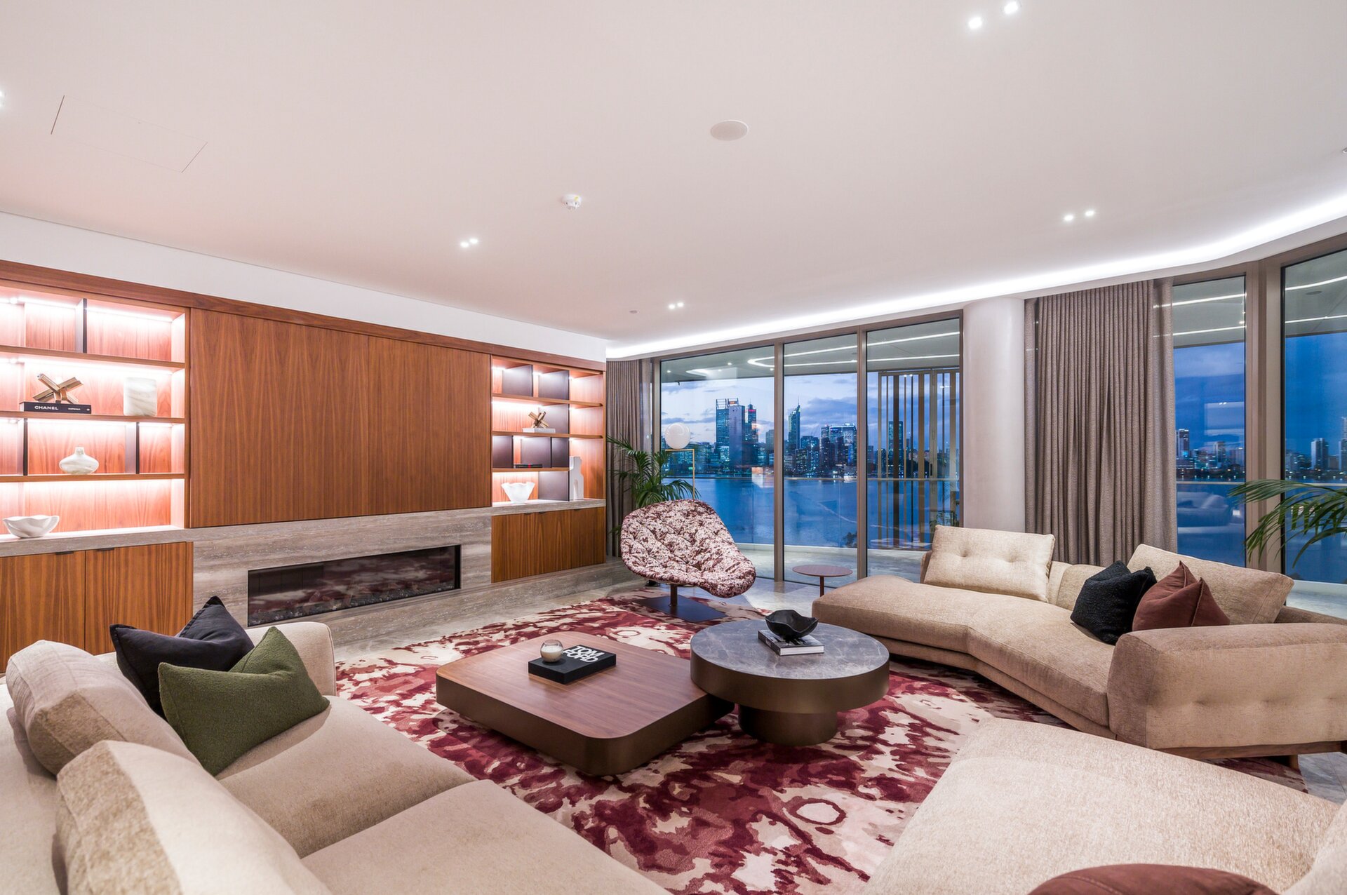 8/8 Parker Street, South Perth Sold by Luxury Real Estate Sales - image 1