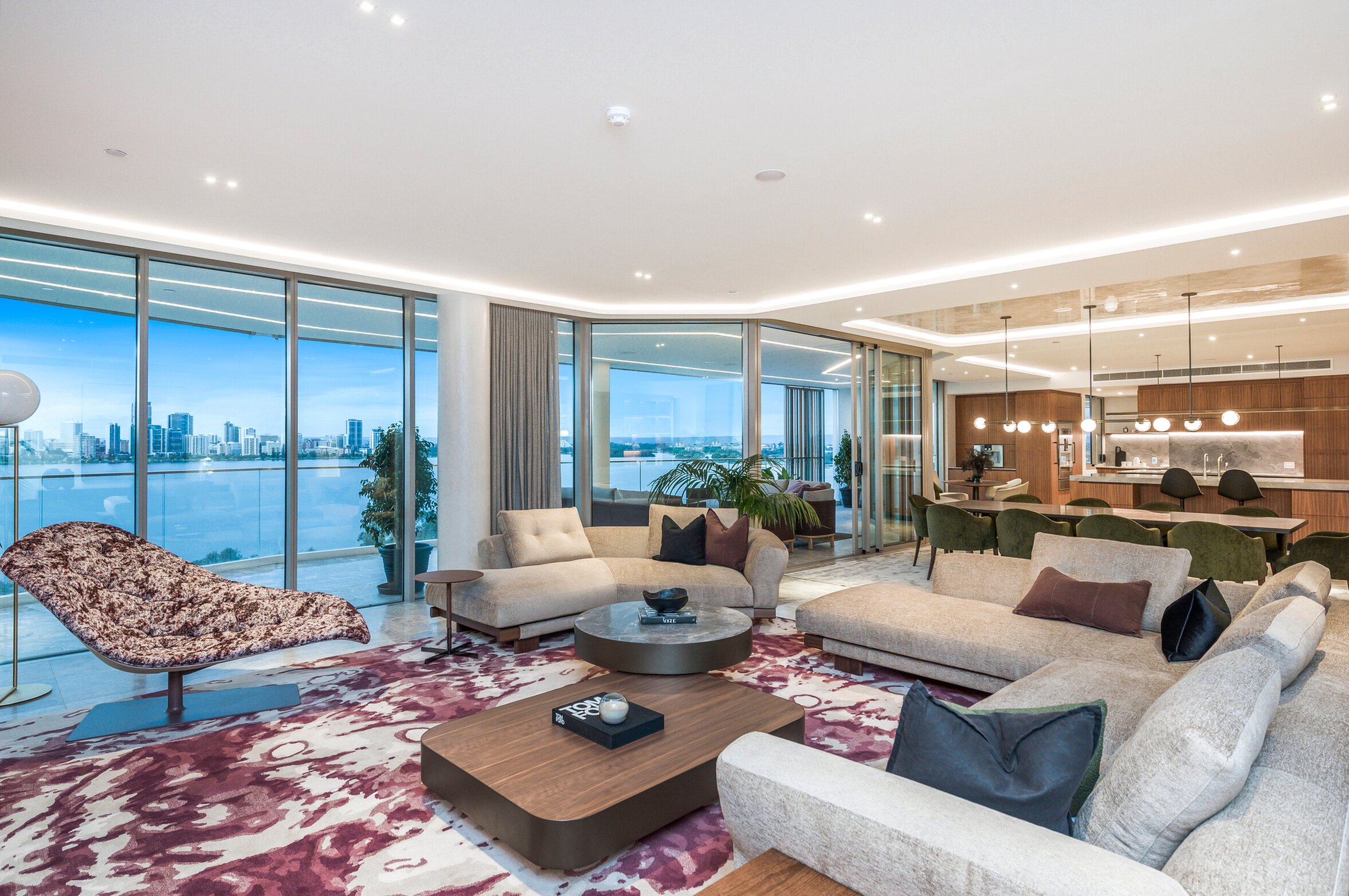 8/8 Parker Street, South Perth Sold by Luxury Real Estate Sales - image 1