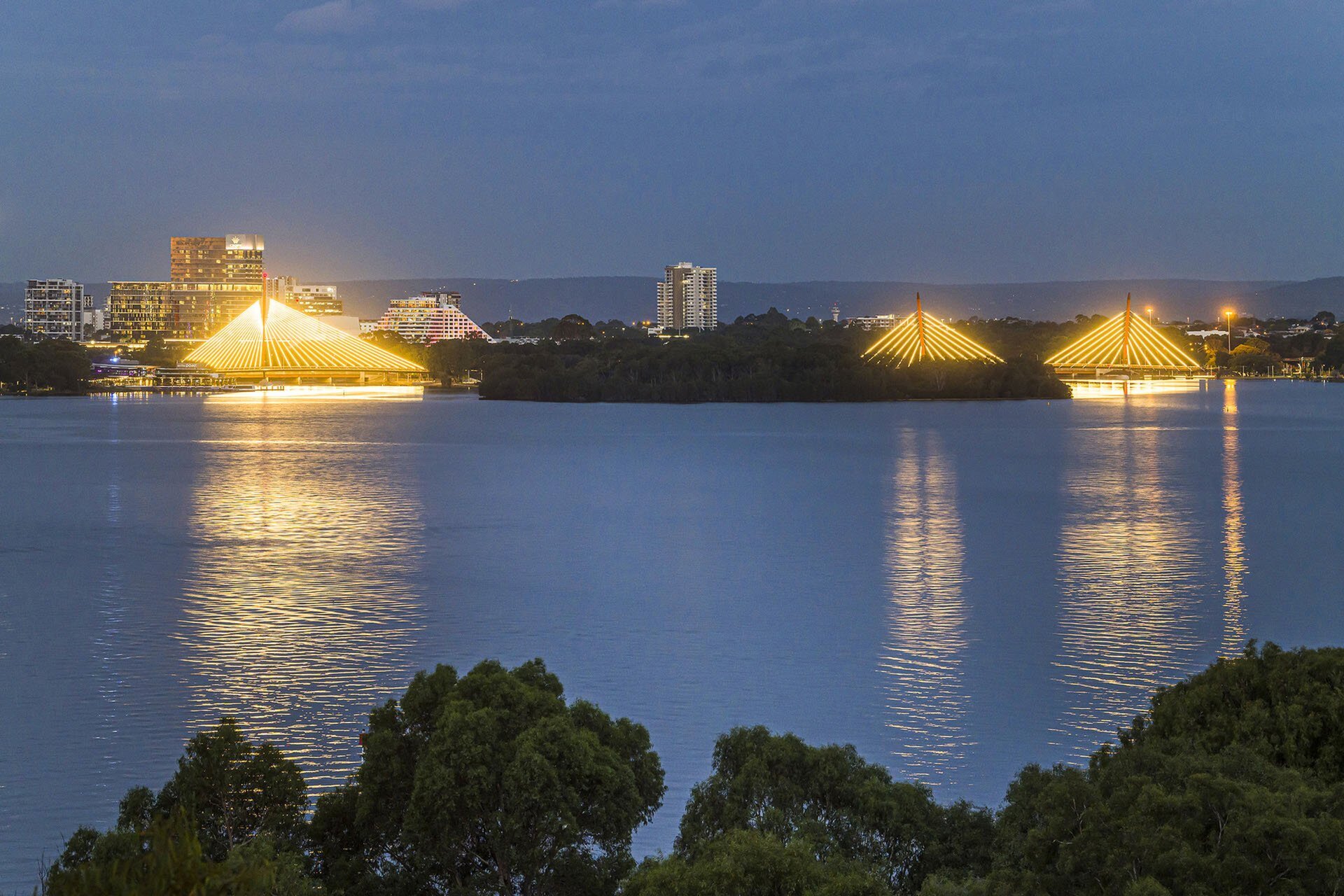 5a/8 Parker Street, South Perth Sold by Luxury Real Estate Sales - image 1