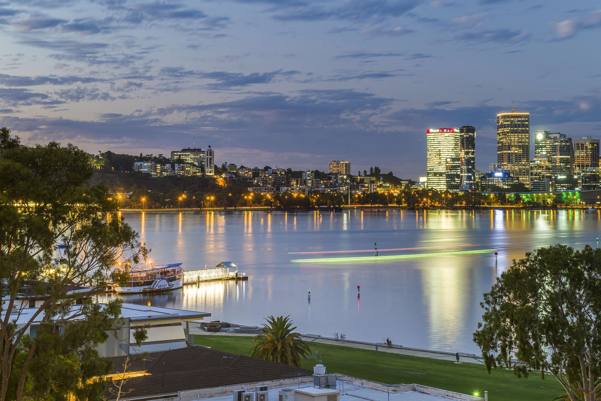 5a/8 Parker Street, South Perth Sold by Luxury Real Estate Sales - image 1