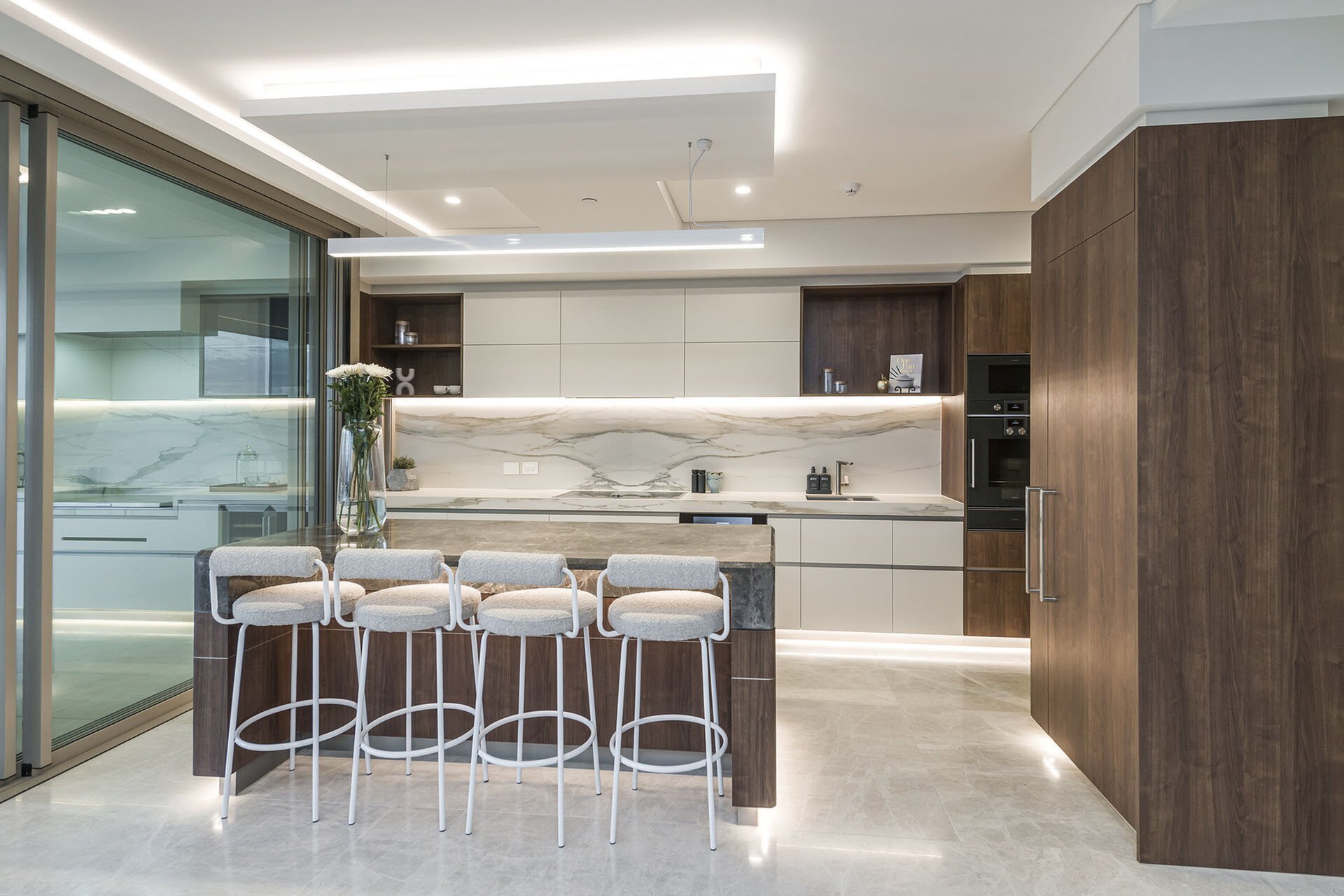 5a/8 Parker Street, South Perth Sold by Luxury Real Estate Sales - image 1