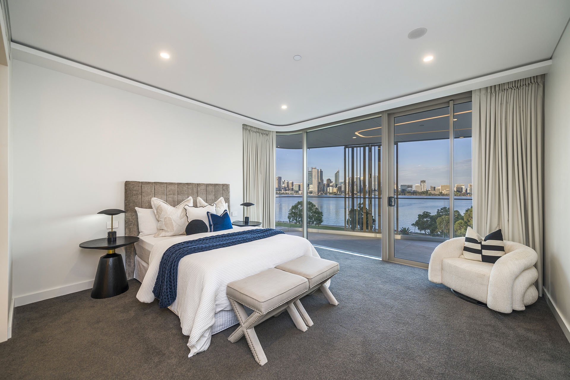 5a/8 Parker Street, South Perth Sold by Luxury Real Estate Sales - image 1